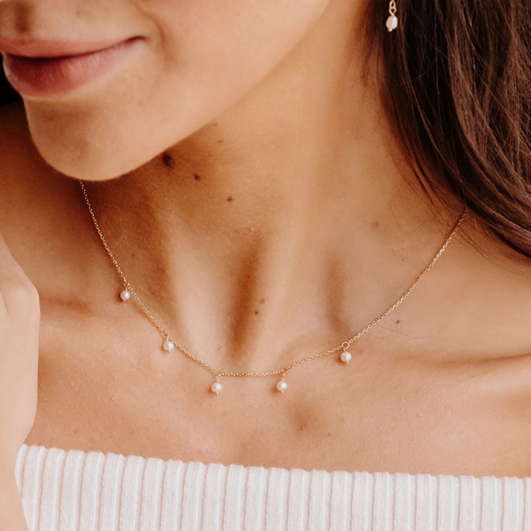 5 Pearl Decade Pendant Necklace 9ct Solid Gold
