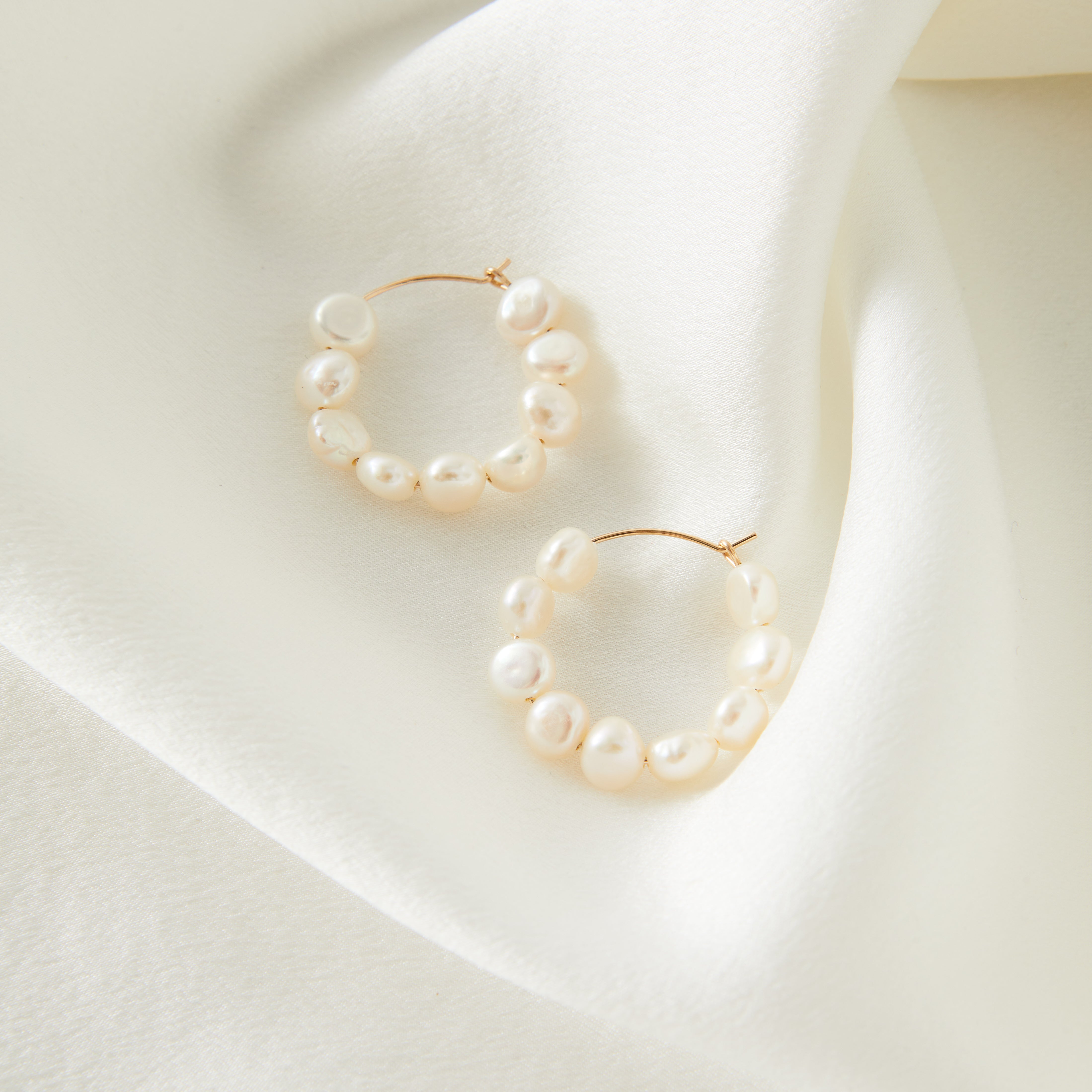Medium Baroque Pearl Hoops - Lana