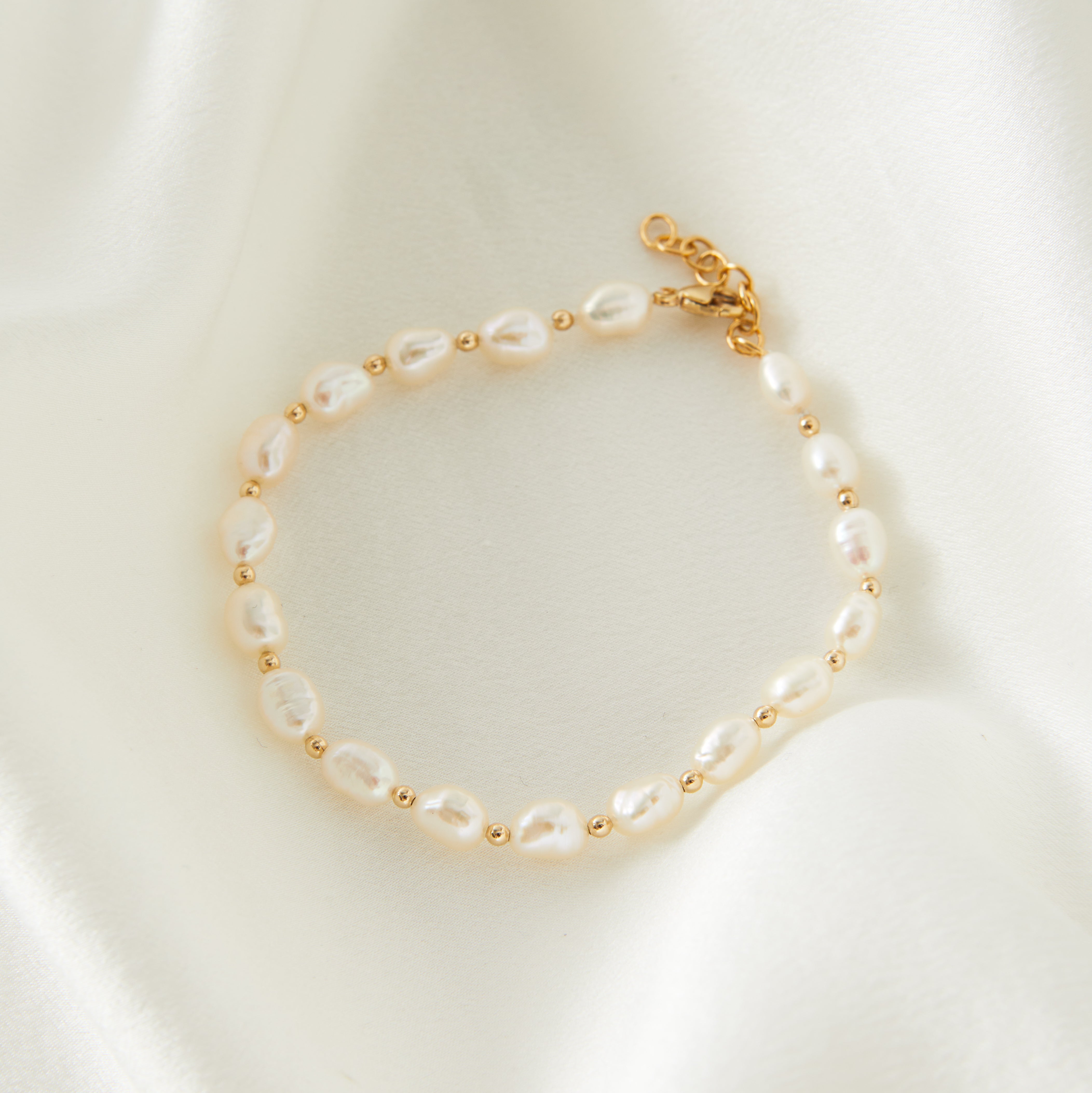 Baroque Pearl and Bead Bracelet - Lauren