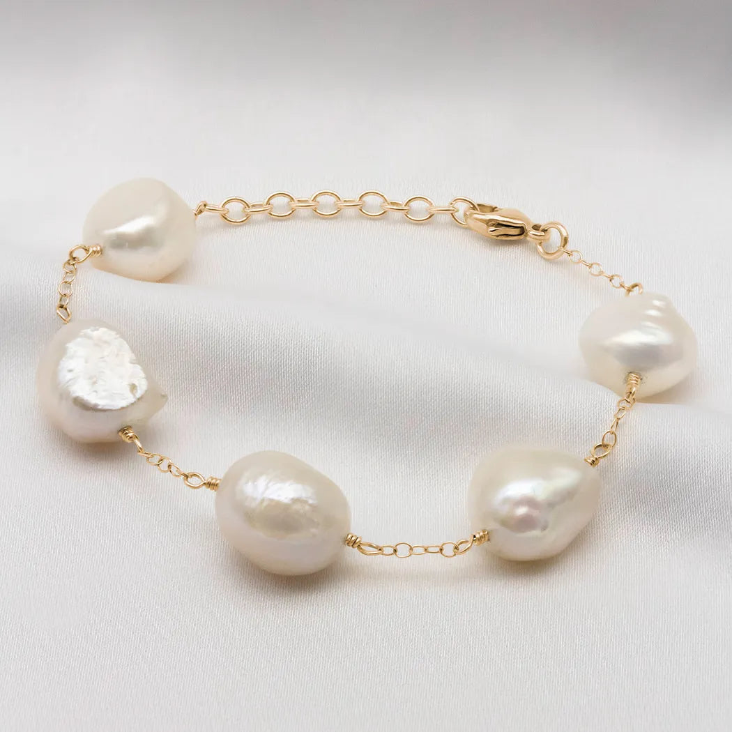 Savannah Baroque Pearl Chain Bracelet
