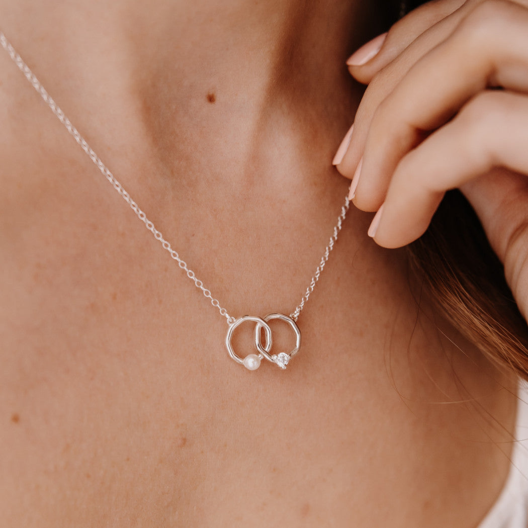 Interlocking Crystal and Pearl Circle Necklace