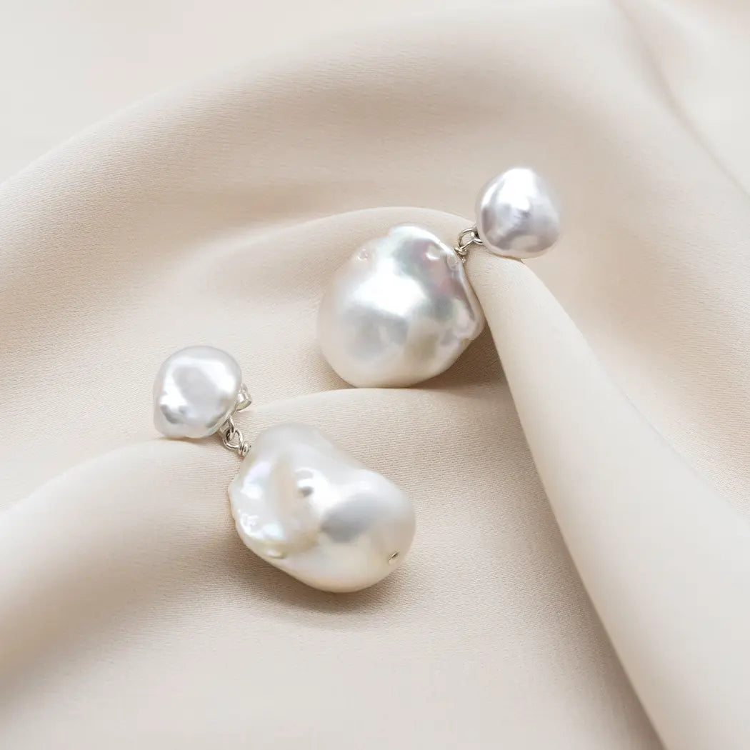Medium Baroque Pearl Drop - Nova
