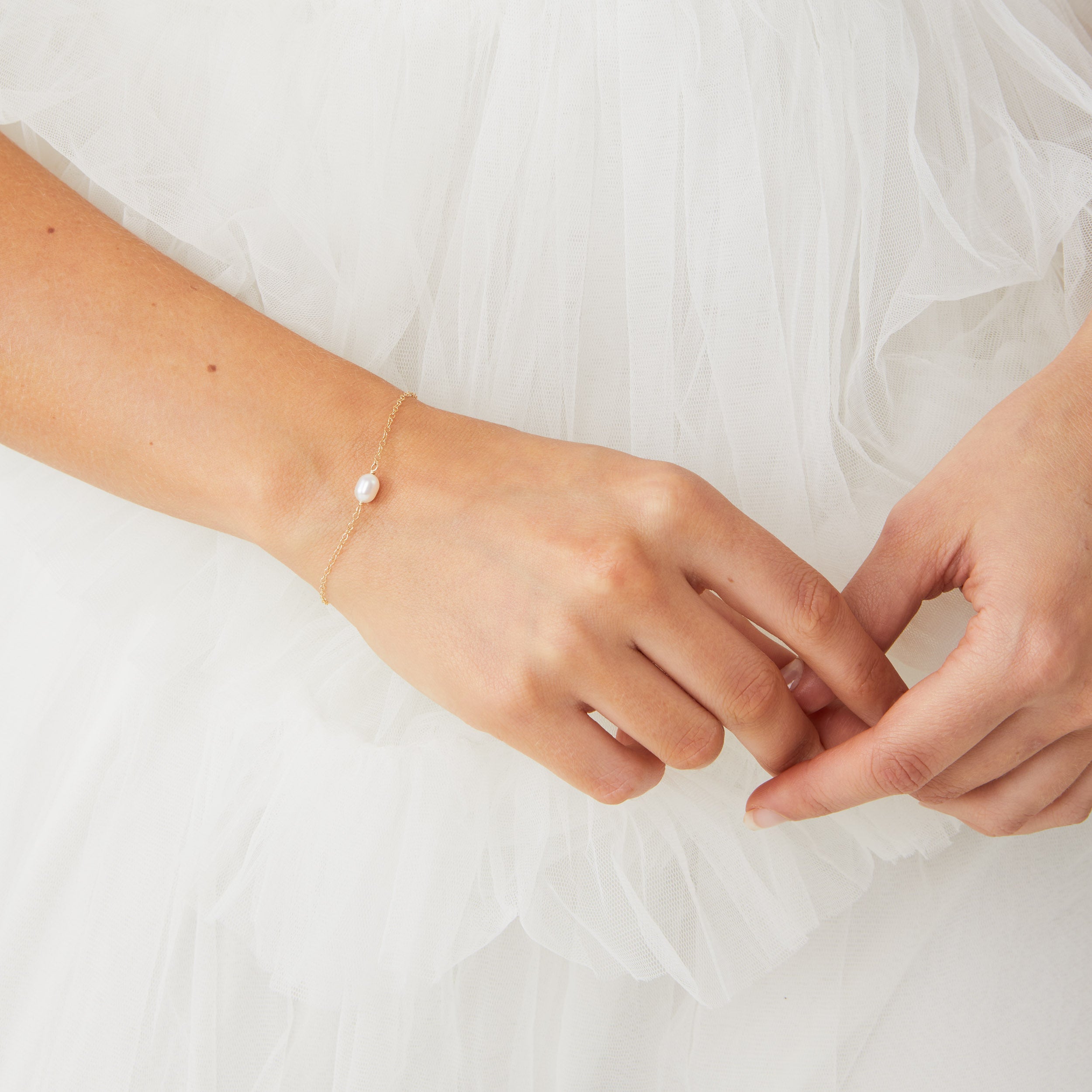 Mini Cara Single Pearl Bracelet